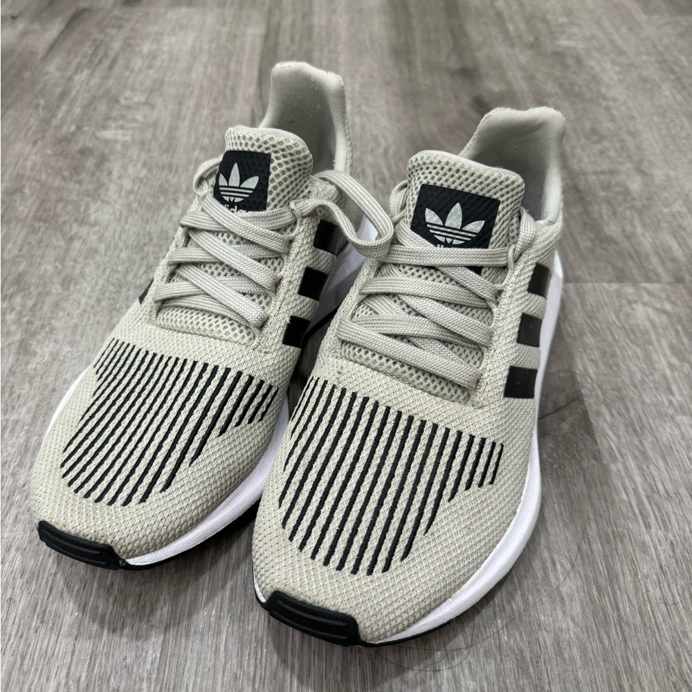 Adidas originals size 6